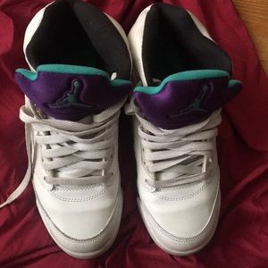 AIR JORDAN 5 RETRO "GRAPE 2013 RELEASE”